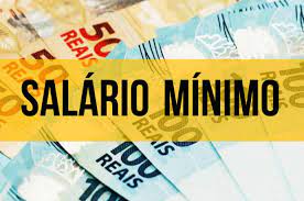 ORÇAMENTO PROPÕE SALÁRIO MÍNIMO DE R$ 1.169 PARA 2022, SEM AUMENTO ACIMA DA INFLAÇÃO