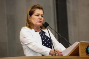 ROBERTA ARRAES CRESCE CANDIDATURA NO ARARIPE