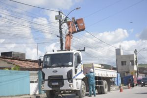 IPOJUCA: ILUMINA TOP ALCANÇA MAIS DE 55% DAS LÂMPADAS TROCADAS