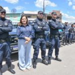 EM IPOJUCA, PREFEITA CÉLIA SALES ENTREGA NOVOS VEÍCULOS PARA AS ÁREAS DE SEGURANÇA PÚBLICA E AO CRIANÇA FELIZ