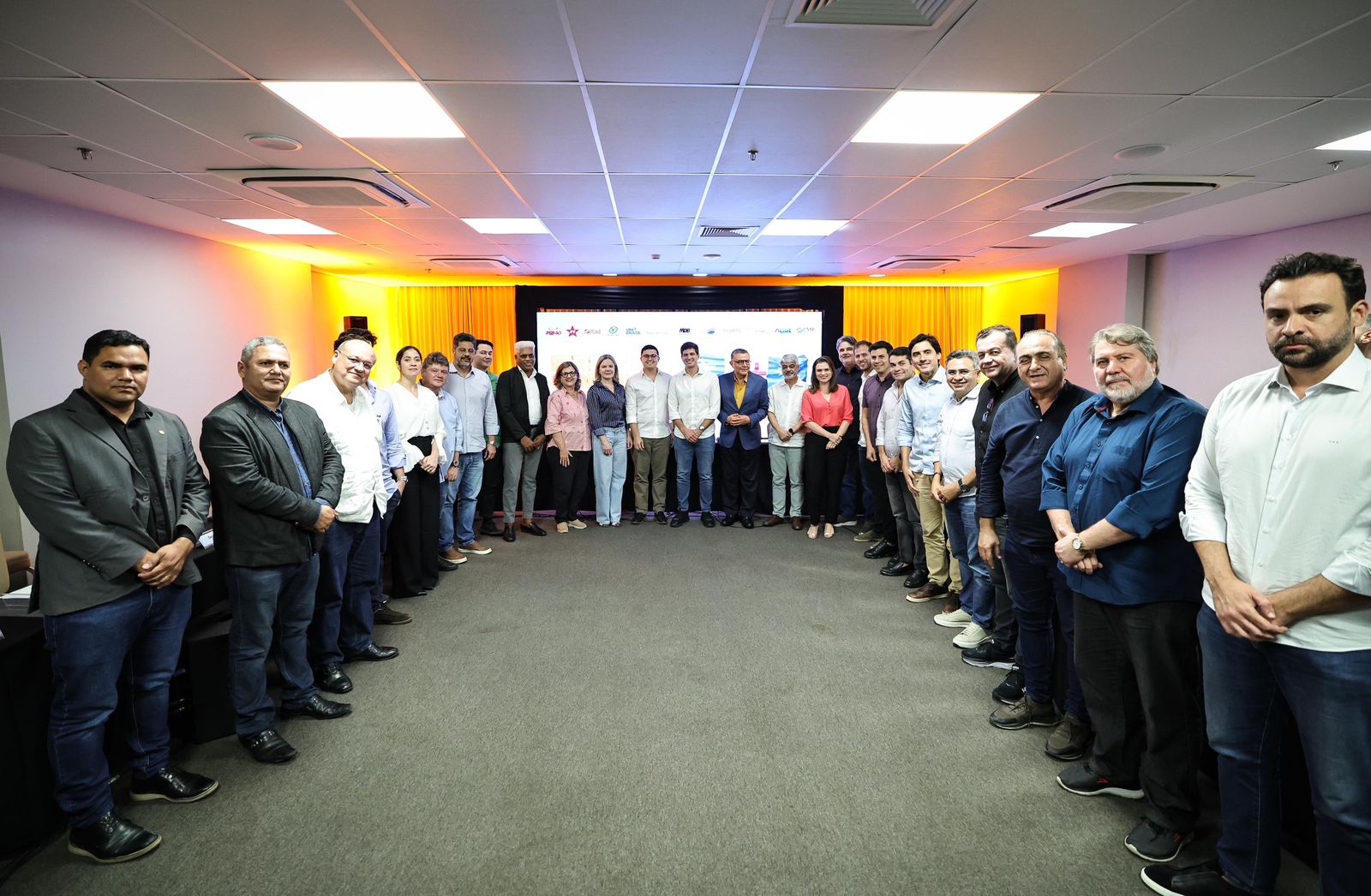 adb5e3f98ad2db1750619c0f6a0ee244