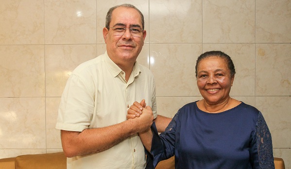 cunhada-do-pastor-ailton-jose-alves-presidente-das-assembleias-de-deus-de-pernambuco-irma-babate-sera-vice-prefeita-de-mano-medeiros