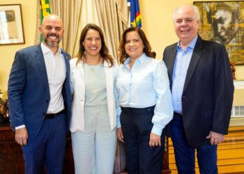 PREFEITA CÉLIA SALES E DEPUTADO ROMERO SALES FILHO LIDERAM PARCERIA COM RAQUEL LYRA PARA IMPULSIONAR O DESENVOLVIMENTO DE IPOJUCA E PERNAMBUCO