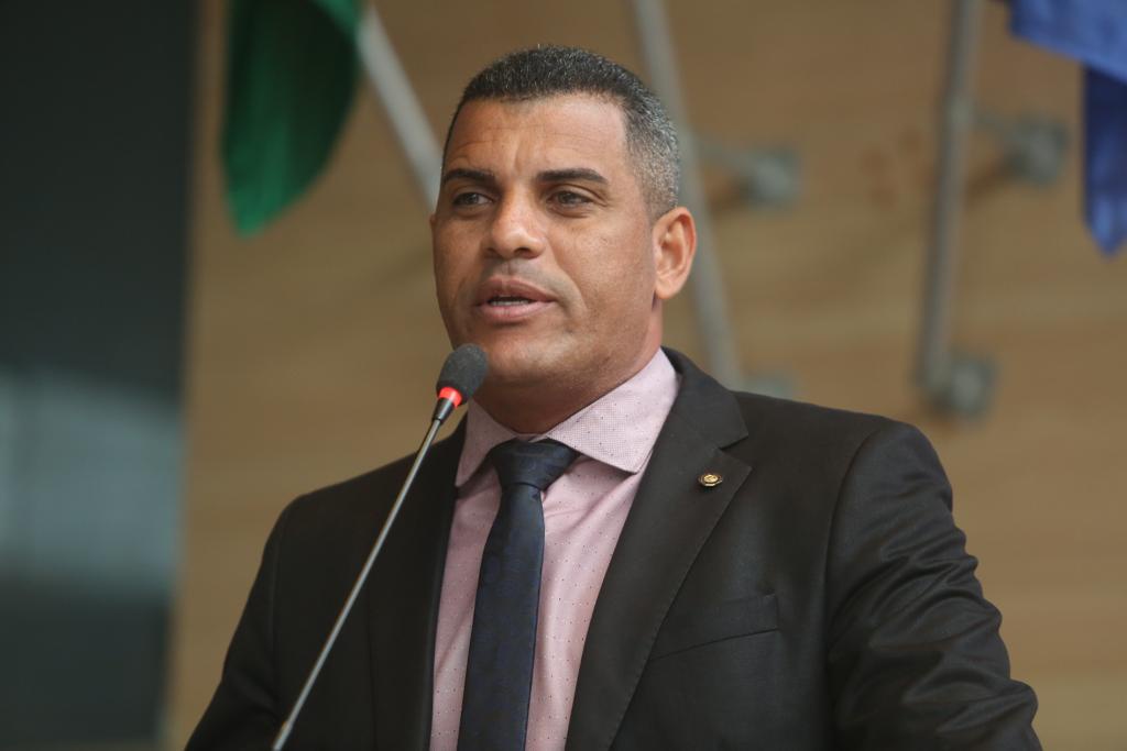 5e1faa53-7e0a-4e25-9f4d-7ebc0e2124a1