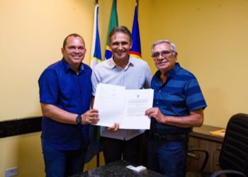 1200x_0.114582001739618663