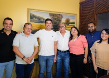 DEPUTADO KAIO MANIÇOBA E O EX-PREFEITO DR. ÉVERTON SOMAM FORÇAS PARA TRABALHAR POR TRINDADE