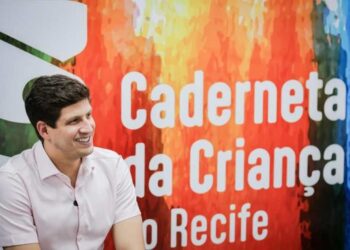 JOÃO CAMPOS LANÇA A CARTEIRA DA CRIANÇA caderneta