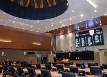 2025-05-12-carrossel-ao-vivo-scaled-e1747070998984