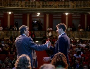 MINISTRO WELLINGTON DIAS ASSINA ACORDO COM PREFEITO JOÃO CAMPOS