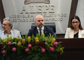 I SIMPÓSIO DE FIBROMIALGIA DA ALEPE REFORÇA PROTAGONISMO DE PERNAMBUCO, DÁ VISIBILIDADE À DOR INVISÍVEL E APONTA NOVOS CAMINHOS PARA POLÍTICAS PÚBLICAS