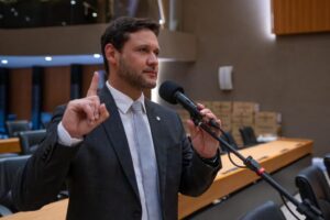 DEPUTADO GILMAR JUMIOR VAI HOMENAGIAR MÃES DE ANJOS