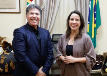 Prefeito-do-Cabo-Lula-Cabral-entregou-a-governadora-Raquel-Lyra-´pedido-por-Forca-Nacional-por-causa-da-violencia-no-municipio-Foto-Hesiodo-Goes-Secom
