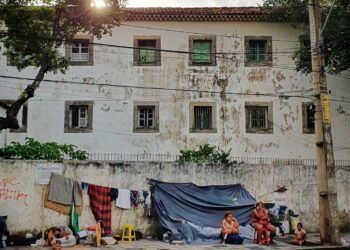Moradores-de-rua-no-centro-do-Recife_-1
