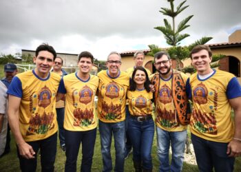Joao-Campos-encerrou-agenda-no-Agreste-em-Canhotinho.-Alvaro-Porto-afirmou-que-o-prefeito-sera-o-futuro-governador-de-Pernambuco
