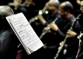 Orquestra Sinfônica do Recife partitura - Foto Marcos Pastich - Arquivo PCR (1)