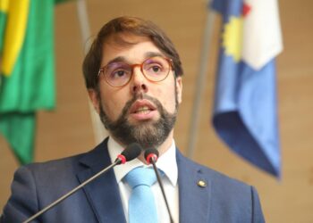 c83d7cb6-b724-408f-8cdf-617c8bd68fe6