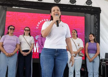 CEC08100-7167-41AB-B84C-20884086E094