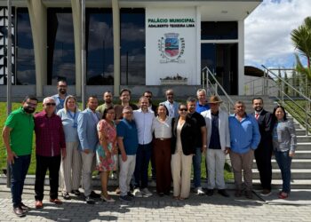 ROMERO SALES FILHO E PREFEITA RIVANDA REFORÇAM LAÇOS E AMPLIAM APOIO POLÍTICO EM JUPI