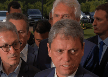 governadores-da-direita-em-brasilia-df-em-070825-1754608327477-v2-615x300-1