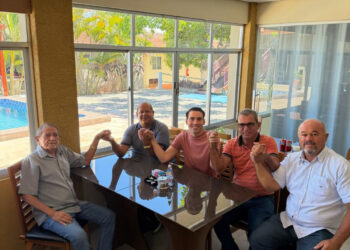 1200x_0.618972001762779451