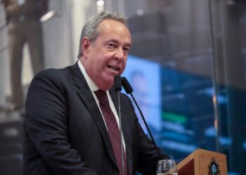 FC5A5DCB-BB29-4226-AB9B-92A6FC132D3C