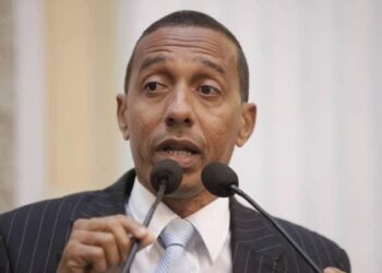 professor-lupercio_widelg