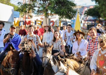 JOÃO CAMPOS ESTEVE EM SÃO JOSÉ DO BELMONTE COM MARÍLIA ARRAES 6f6228cf-5b18-4787-95eb-c148576410e1